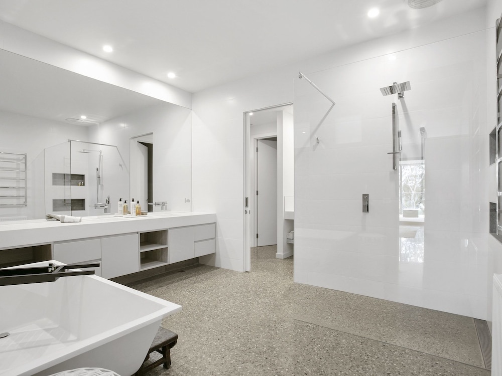 Lansdowne Villa