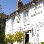 Top 10 Hotels Near Goodwood House Chichester Expedia The Royal Oak