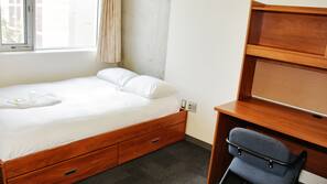 2 bedrooms, desk, free WiFi, bed sheets