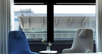 Renaissance Warsaw Airport Hotel, an Marriott International
