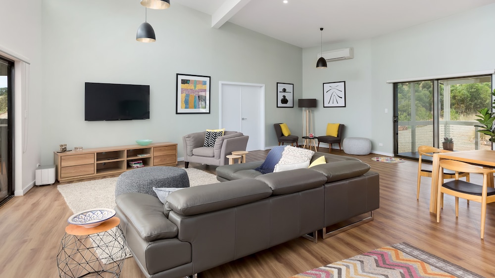 Encounter Beach House