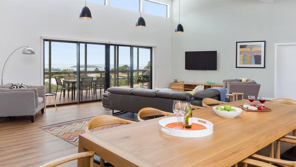 Encounter Beach House