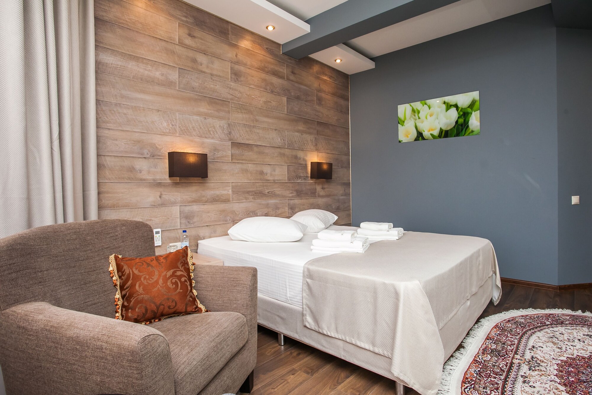 Жемчужина 3 владивосток. Гранд отель жемчужина сочи. Санаторный горный горячий ключ. Лаура адлер куйбышева 56. Гранд отель жемчужина 4*.