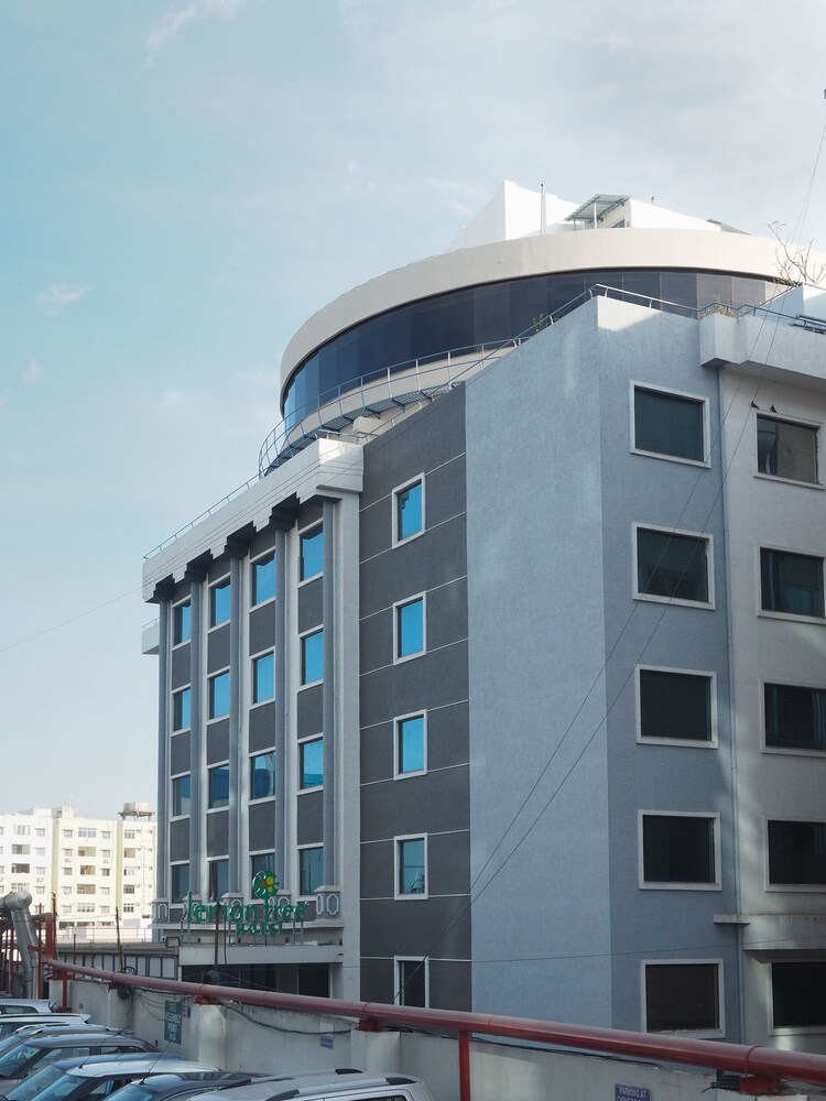 Lemon Tree Hotel Banjara Hills (Hyderabad) 2019 Hotel Prices