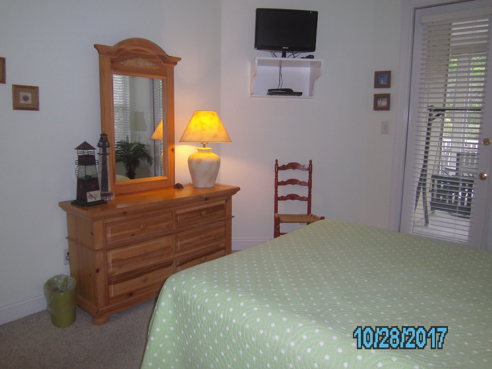 Family friendly home located in Martinique On The Gulf Fort Vrbo