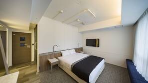 1 bedroom, down comforters, in-room safe, desk