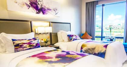 Savoy Hotel Manila - Multi-use hotel