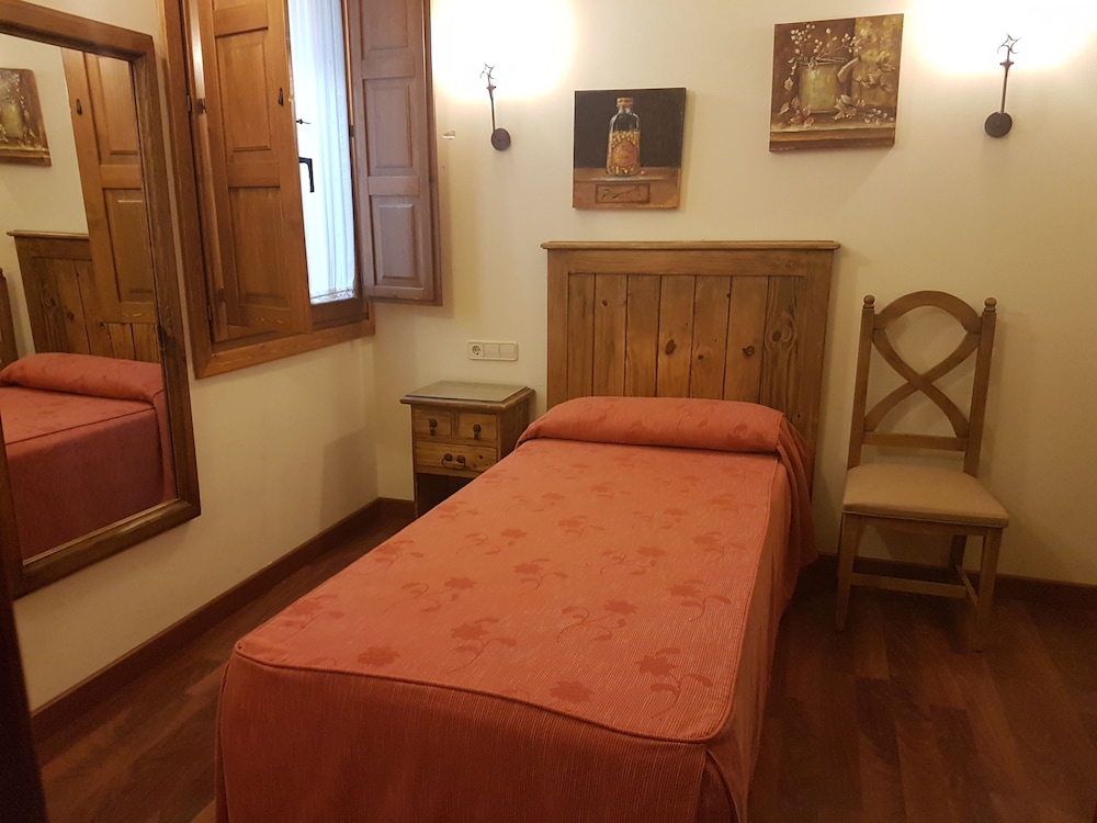 Hotel el Rastro Ávila