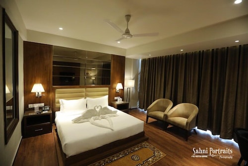 19 Hotels In Sangrur Best Hotel Deals For 2021 Orbitz Our hotel offers 24 contemporary rooms in superior category. 19 hotels in sangrur best hotel deals