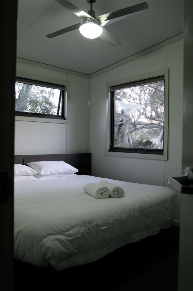 Ecocrackenback 18 'Sustainable chalet close to the slopes.'
