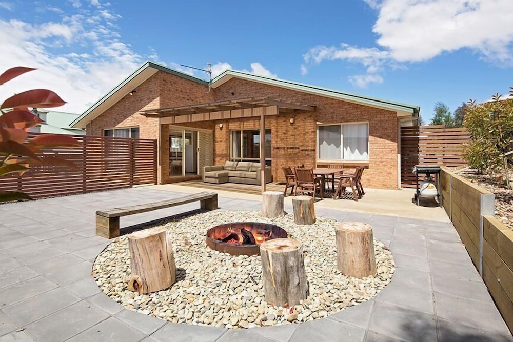 Mountain Lodge