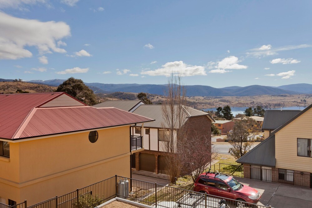 The Elements West - Jindabyne