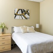 Hotels Near Chaifetz Arena Book The Closest Apartments At 374 South Grand Boulevard