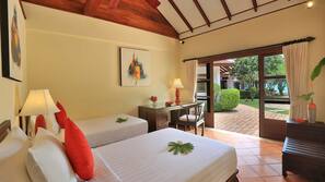 5 bedrooms, in-room safe, free WiFi