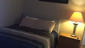1 chambre, fer et planche à repasser, accès Internet, draps fournis