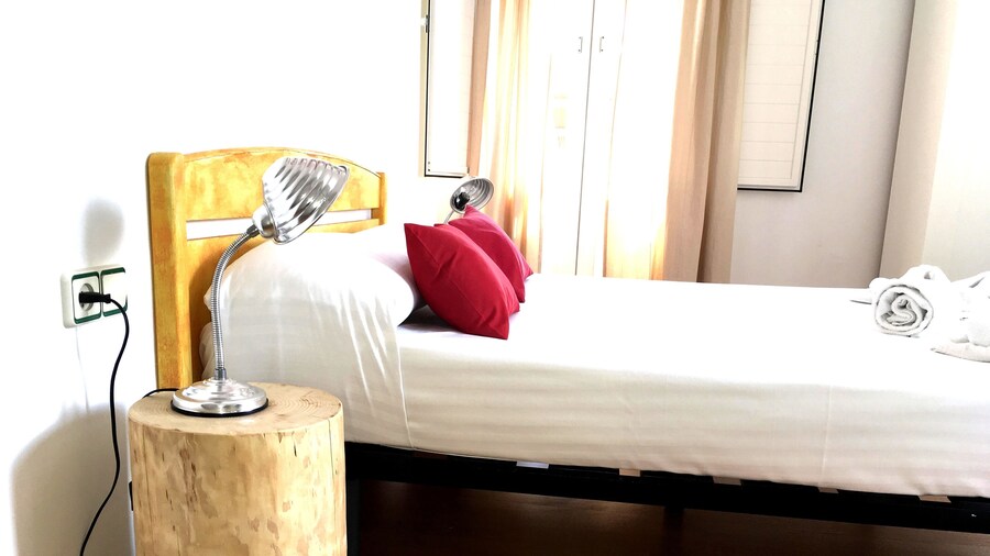 Hostal La Palmera Barcelona