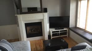 TV, fireplace, DVD player