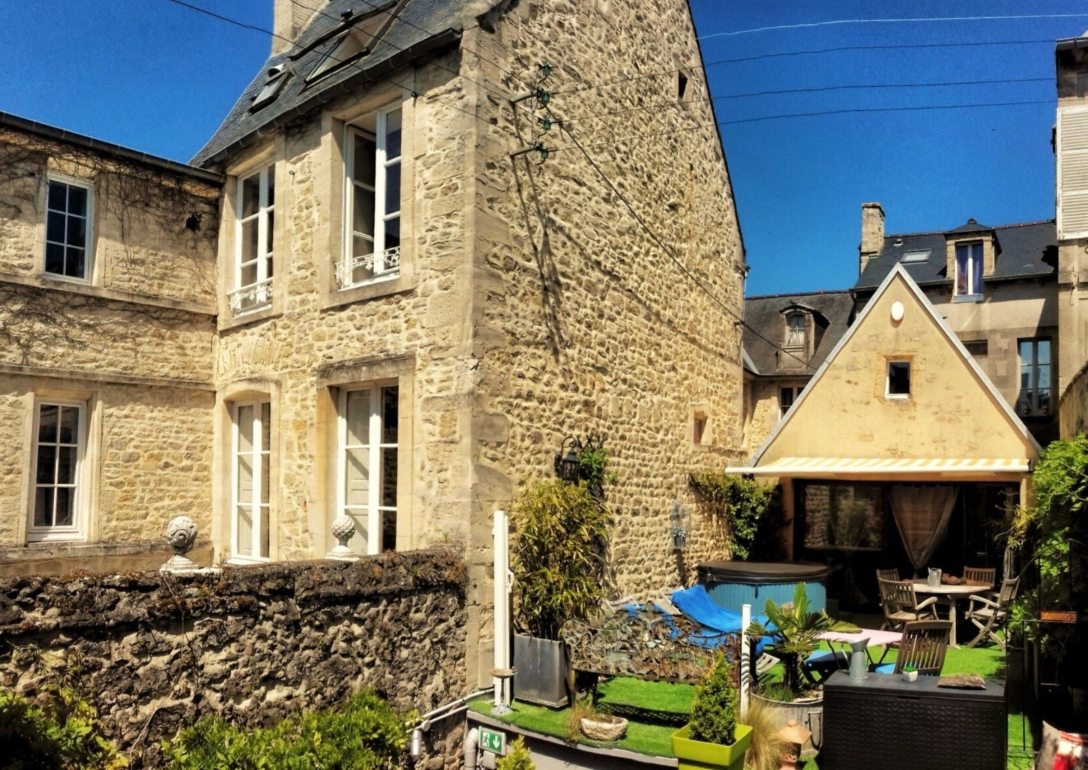 Hôtel le Clos de la Chapelle in Bayeux in Bayeux, France