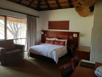 Bakubung Self Catering Chalets Reviews Photos Rates Ebookers Com