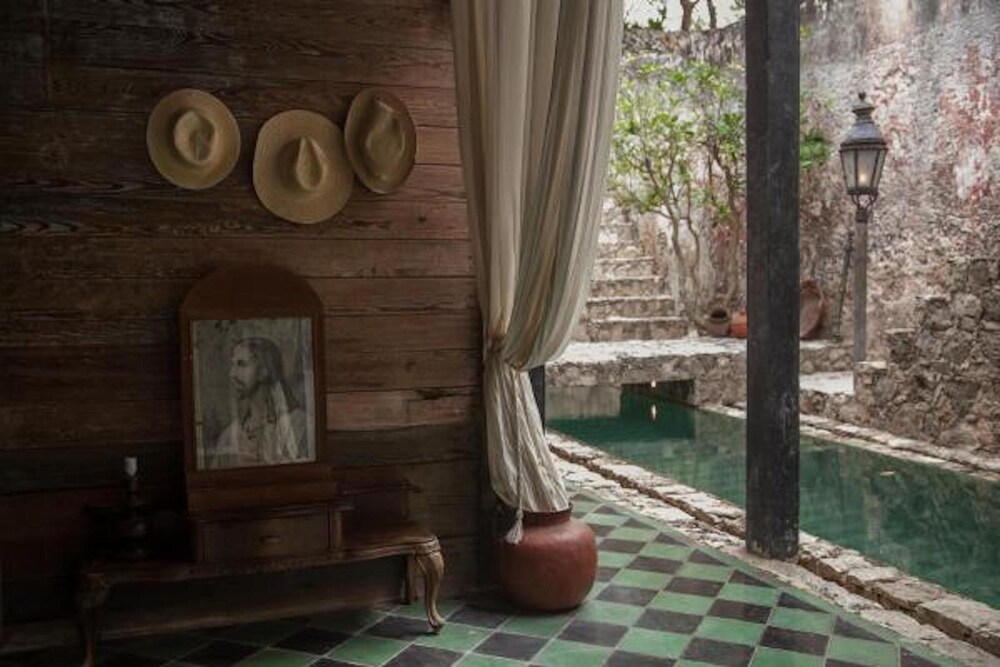 Coqui Coqui Casa De Los Santos Izamal The Only One Suite Collection In Merida Best Rates Deals On Orbitz