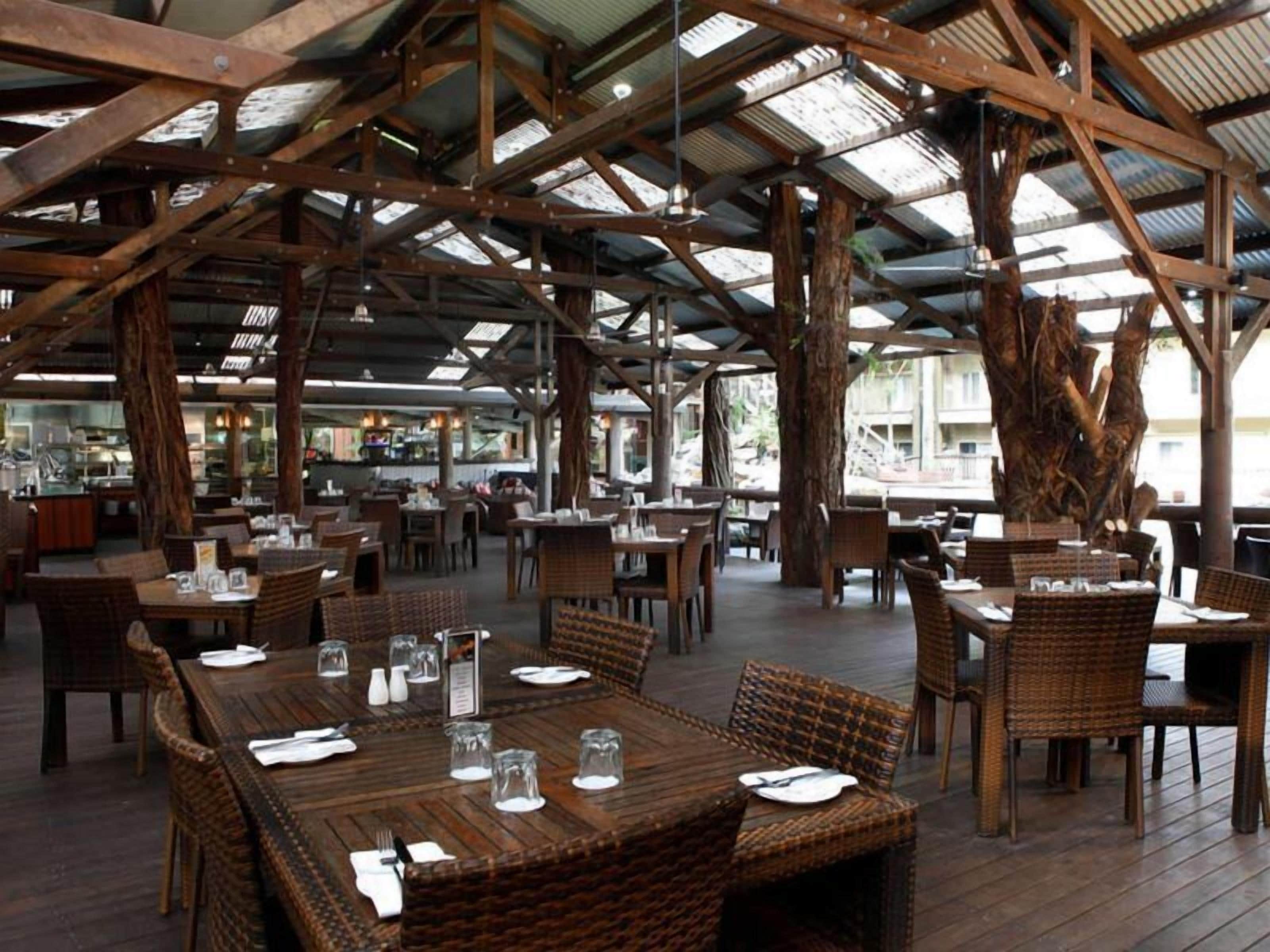 C215 Ramada Resort Deluxe King - Plus Two Push Bikes