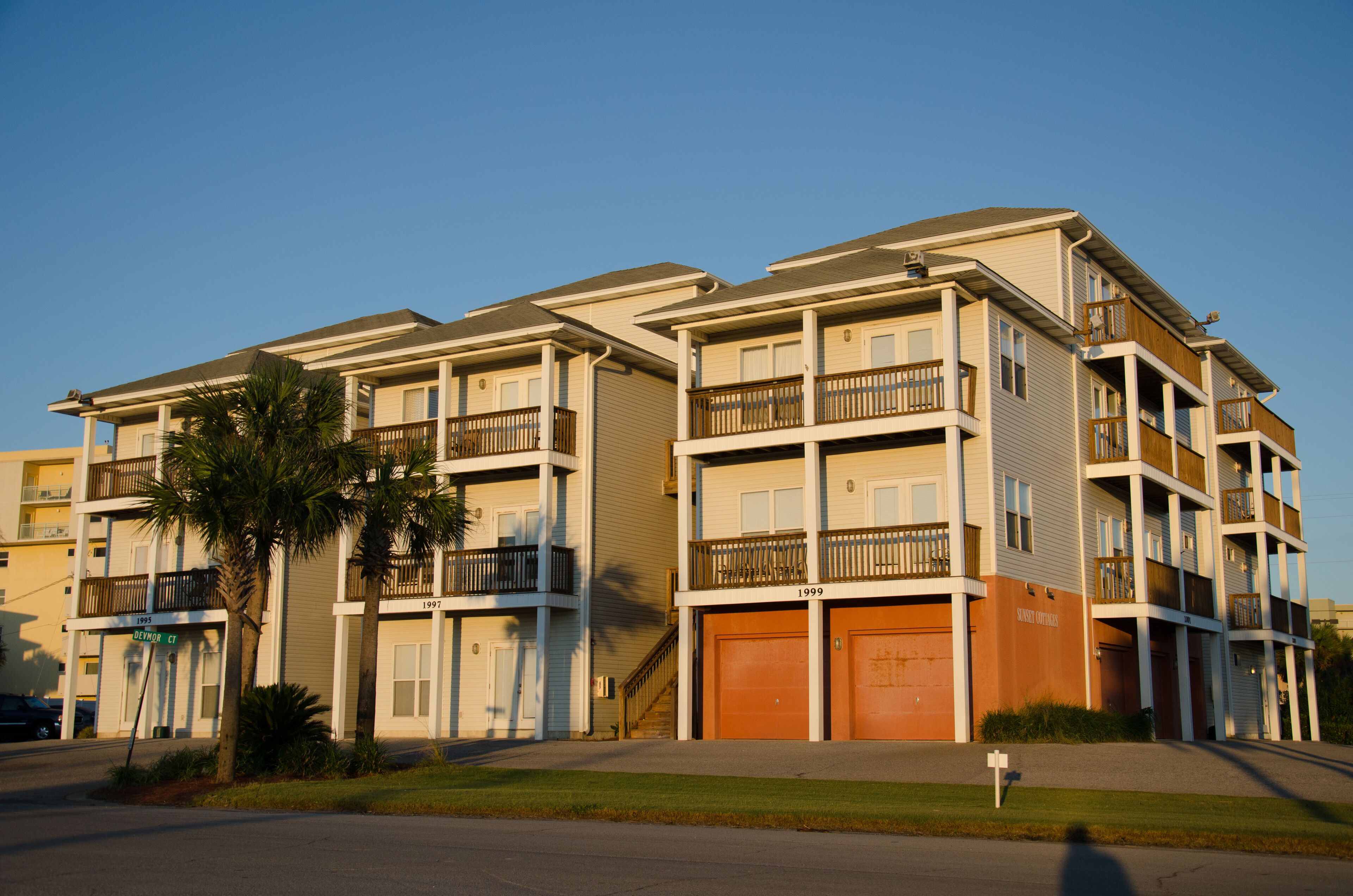 Only Steps From Florida S Beaches In Fort Walton Beach Fl Expedia
