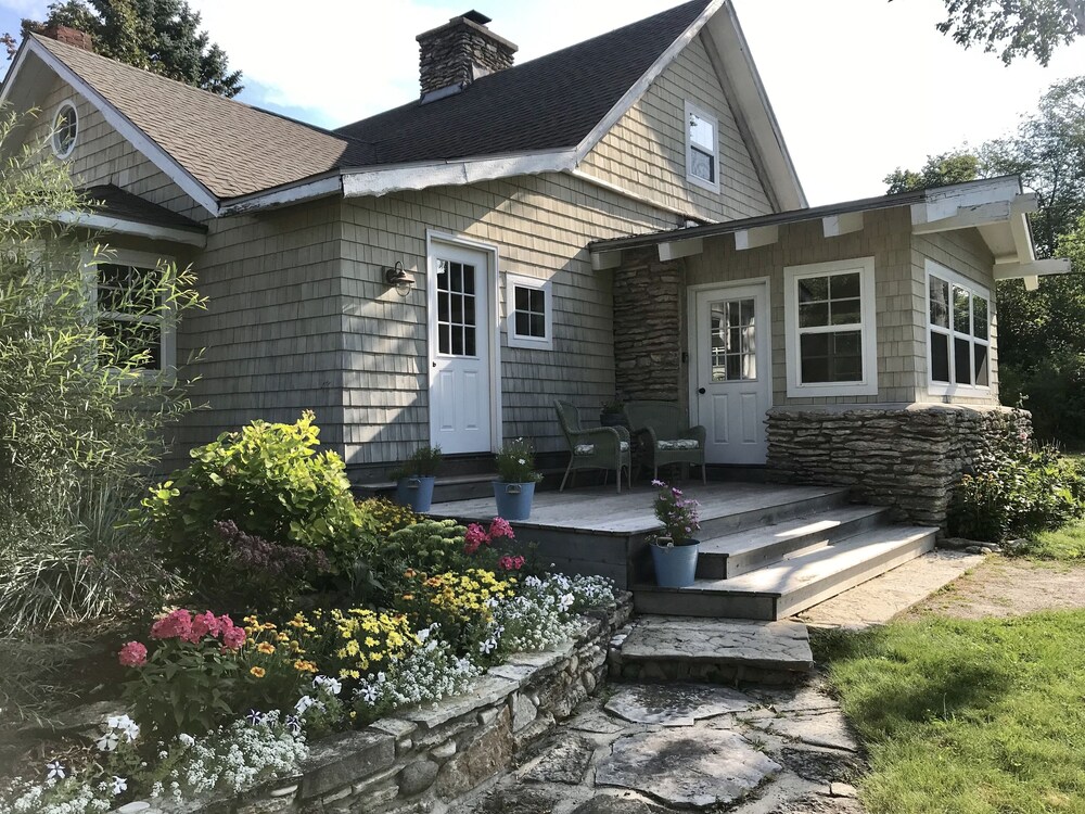 Charming Historic Cottage Great Door County Location In