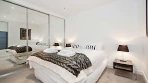 2 bedrooms, iron/ironing board, cots/infant beds, rollaway beds