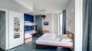 Desk, soundproofing, free WiFi, linens