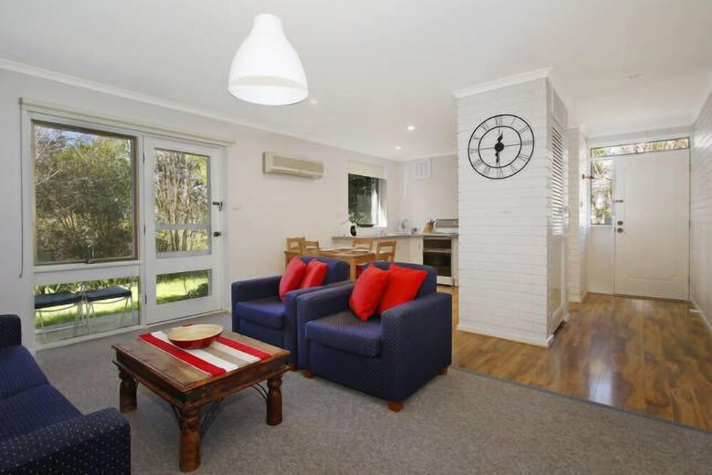 Cedar 6 - fully renovated apartment
