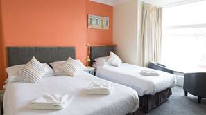 Iron/ironing board, free WiFi, linens