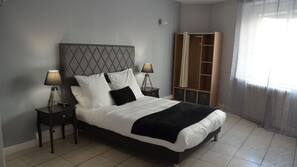 Bureau, Wi-Fi gratuit, draps fournis