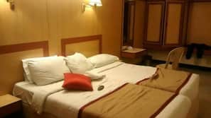 In-room safe, rollaway beds, free WiFi