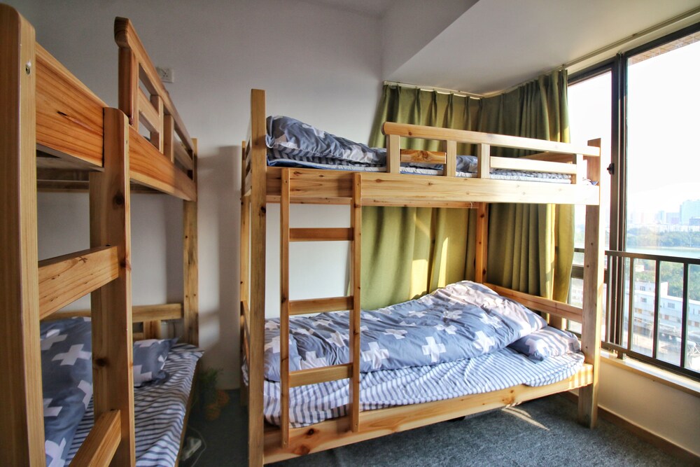 South Face Hostel Nanning 2018 Reviews Hotel Booking - 