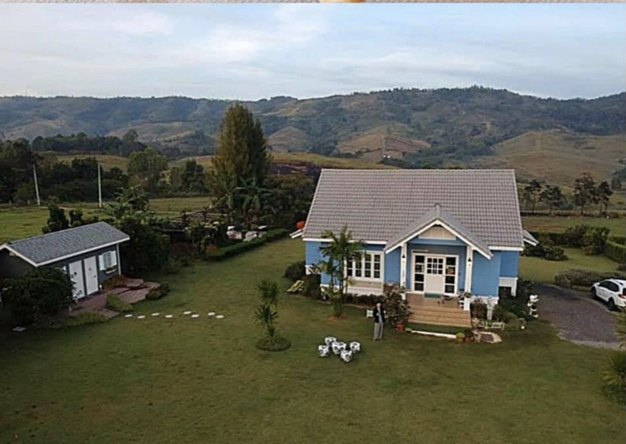 Misty English Cottage Khao Kho Kadar Hebat Expedia Com My