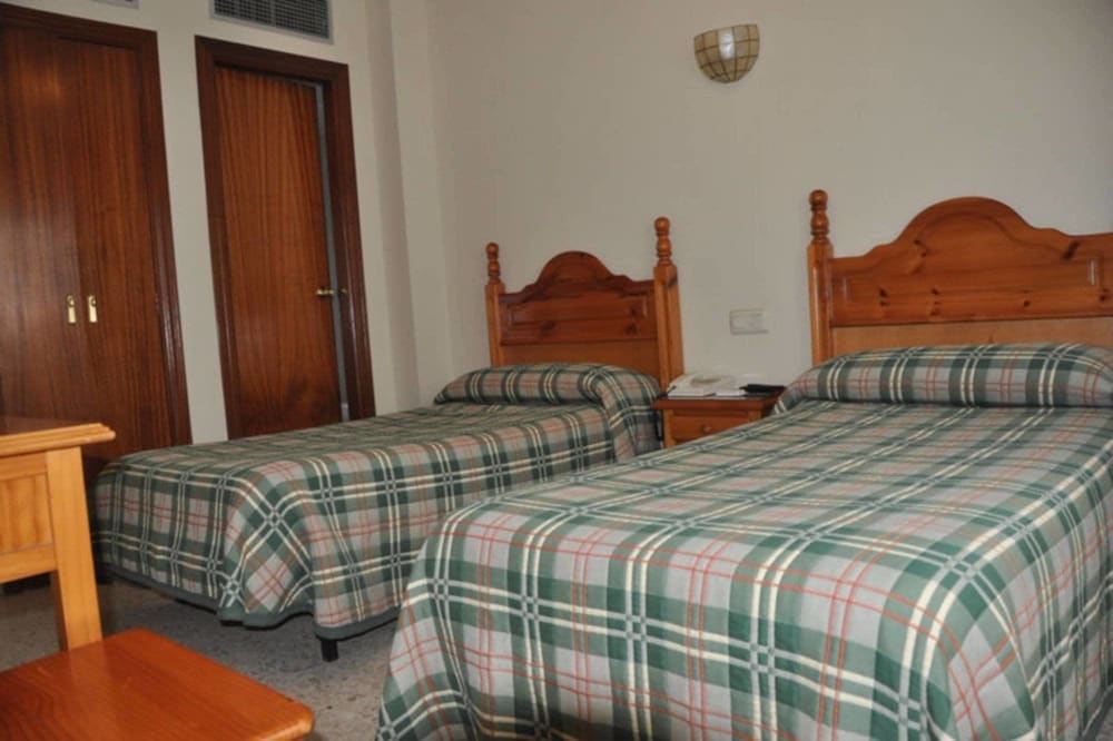 Imagen de HOSTAL NIZA I Y II (2 de 24)