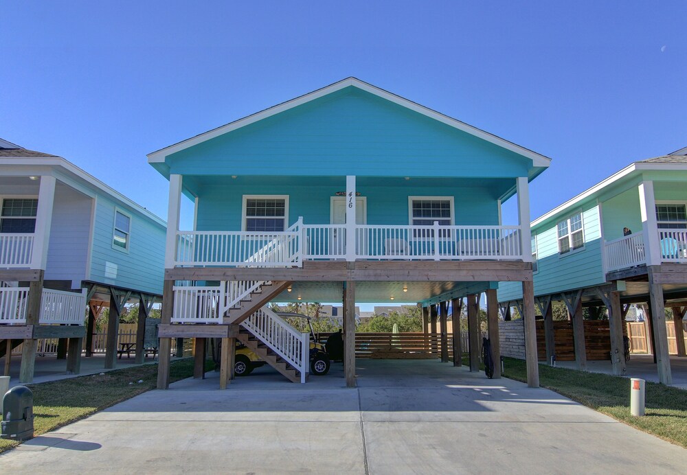 The Surfin Sailfish with Heated Private pool Port Aransas Vrbo