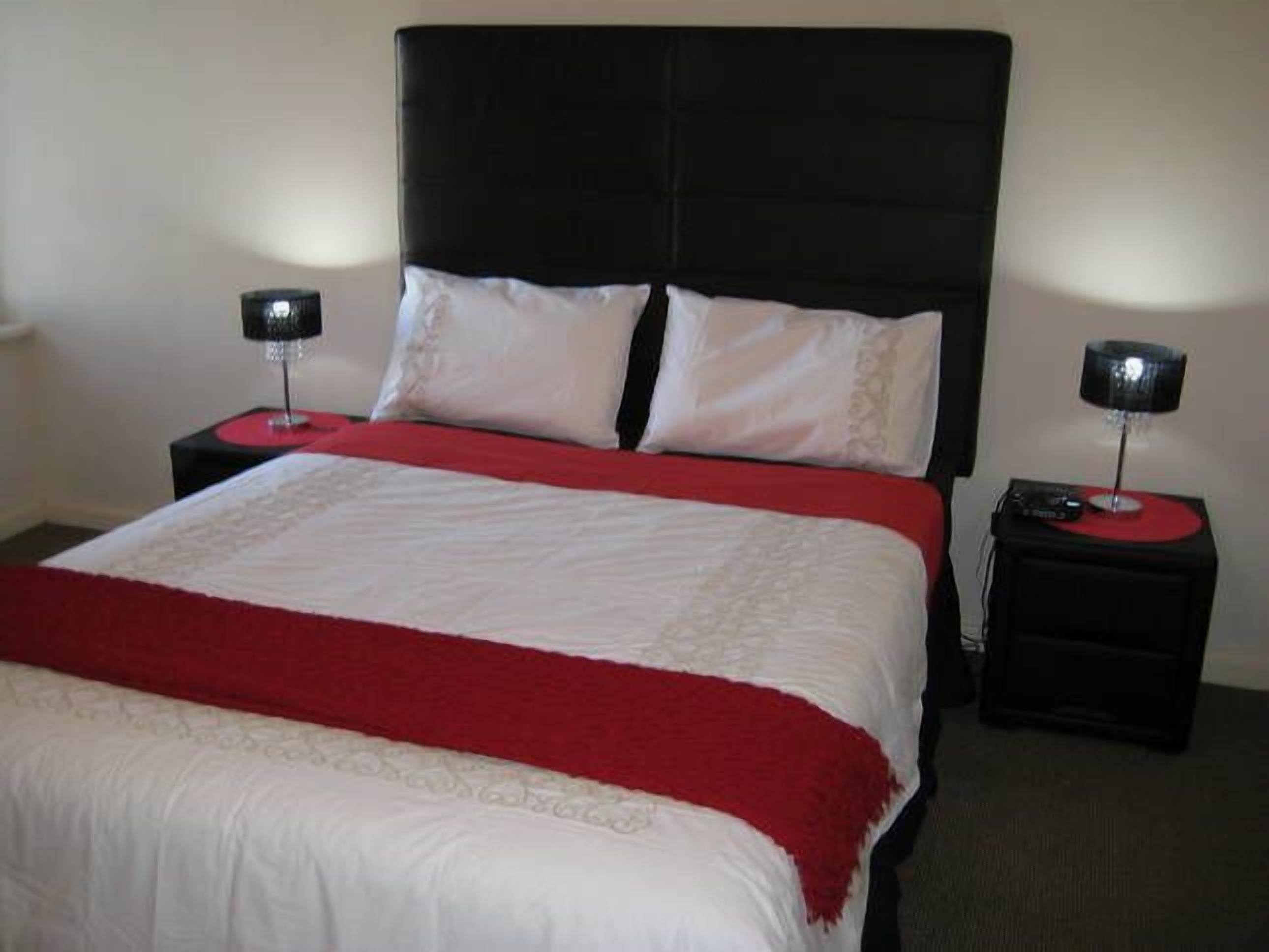 The best location in Perth- 2 Bedroom Apartment  close to OPTUS STADIUM -