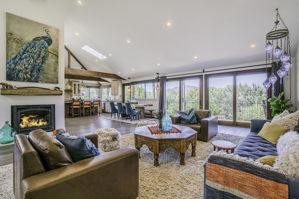 Book Stunning Spanish Villa With Vineyard Agoura Hills Hotel Deals Featured Image