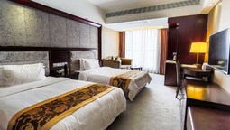 Junlin Hotspring Hotel In Xian China Expedia - 