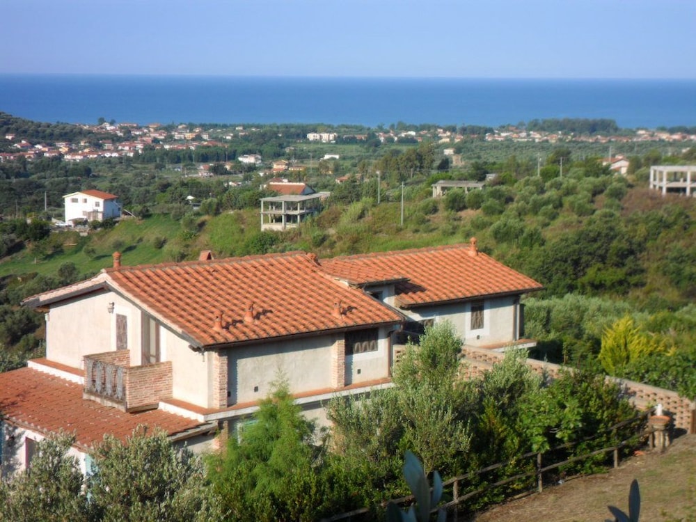 Casa Vacanze Poggio Degli Ulivi In Ascea Hotel Rates