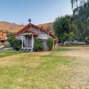 Top 10 Chelan Wa Hotels 40 Hotel Deals On Expedia Chelan Chalet 2