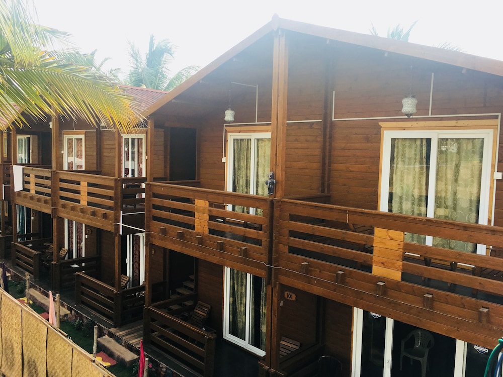 Casa Obrigado Beach Cottages Goa In Morjim Hotel Rates Reviews