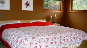5 bedrooms, Internet, linens