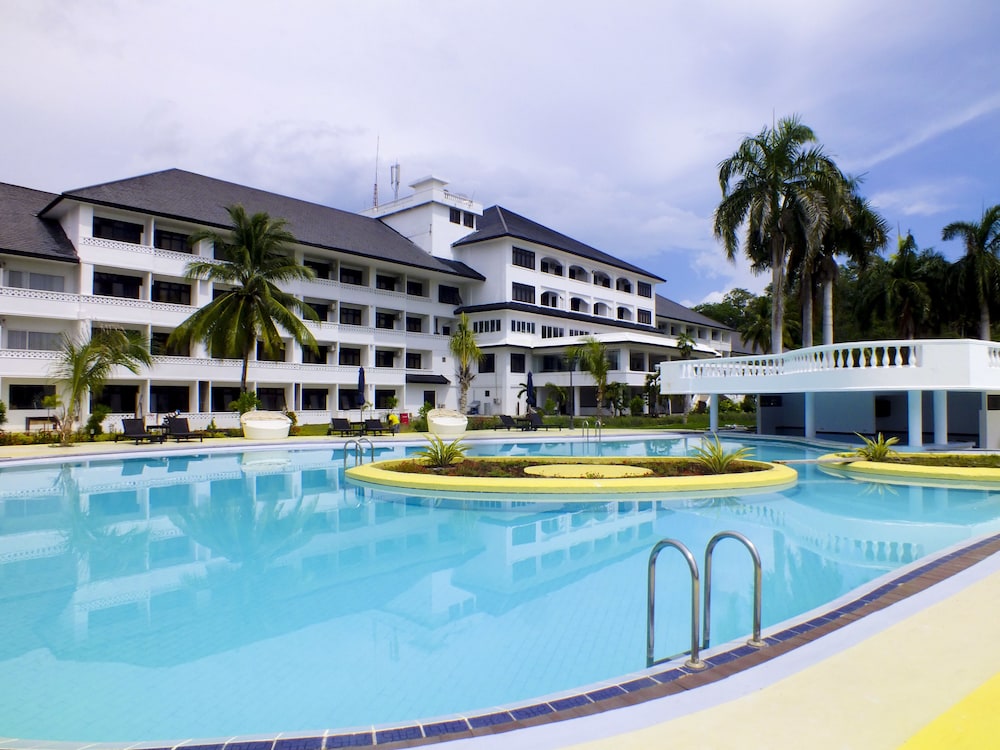 Outdoor pool, Casabaio Likupang Paradise Resort