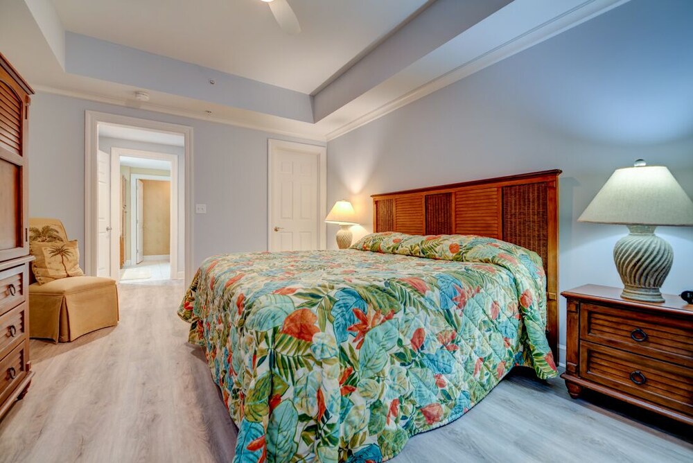 Wendover Dunes 8139 2 Master Bedrooms/Master Baths Screened