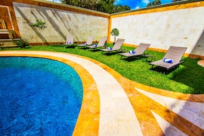Indoor pool, outdoor pool