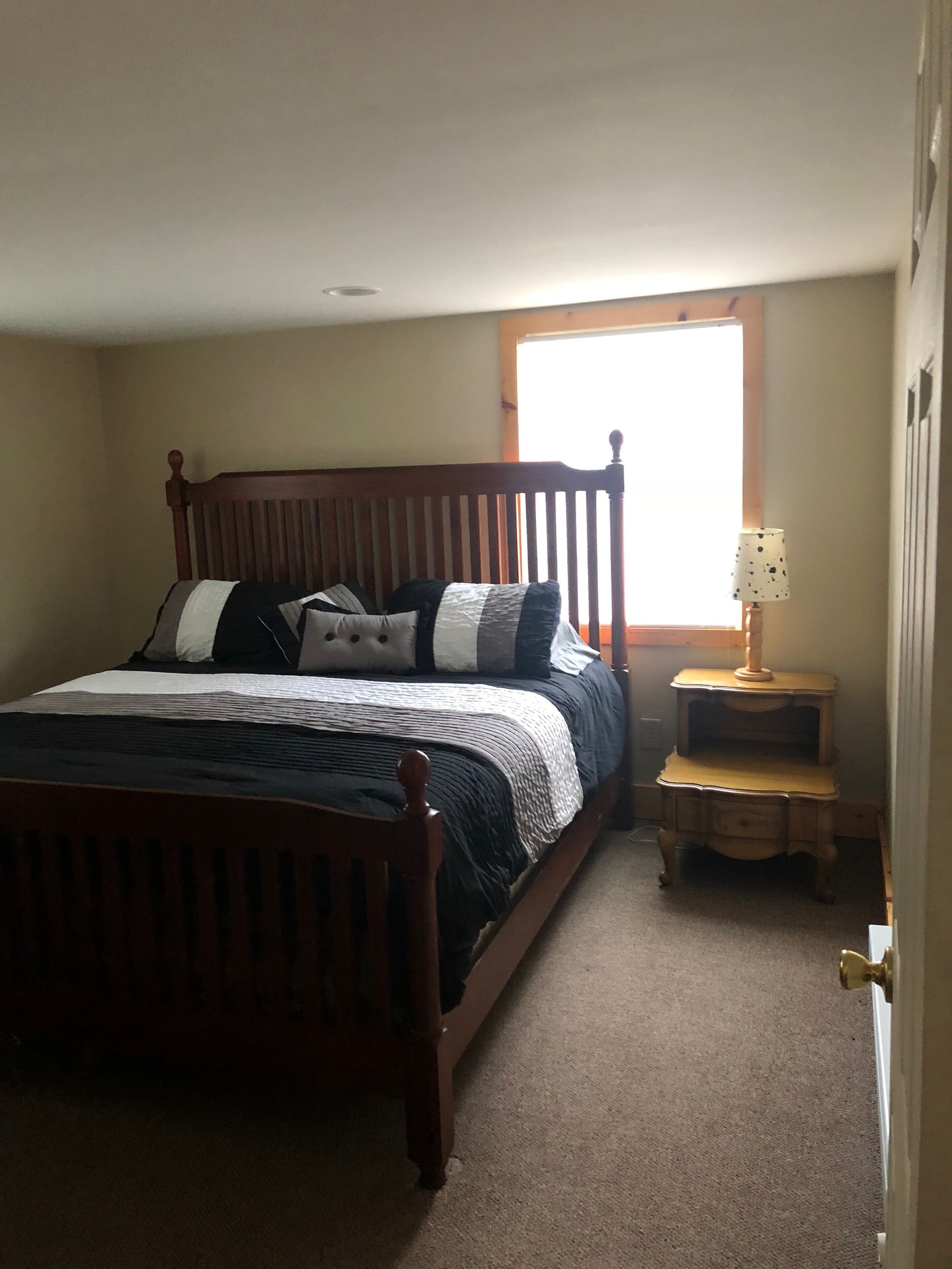PA Grand Canyon cozy mountain retreat on 35 private acres in Wellsboro, United States