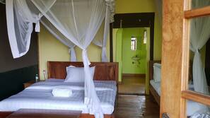 1 bedroom, in-room safe, desk, free WiFi