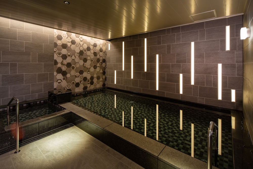 Hotel Monterey Le Frere Osaka In Osaka Hotel Rates Reviews On Orbitz
